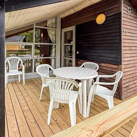 2 Bedroom Stunning In 펜션 바일레